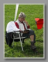 PICT0002.JPG (107 KB)