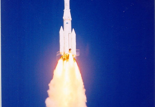MW09 ArianeInFlight03
