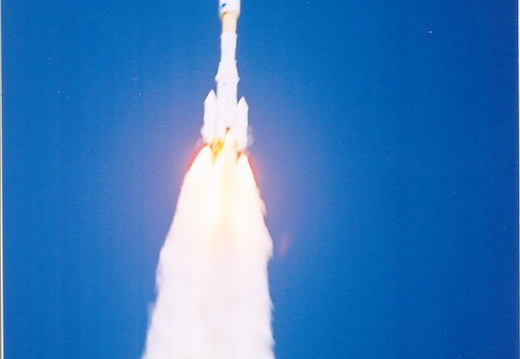 MW11 ArianeInFlight05