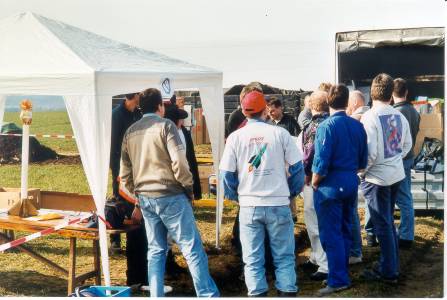 F2Pic04A